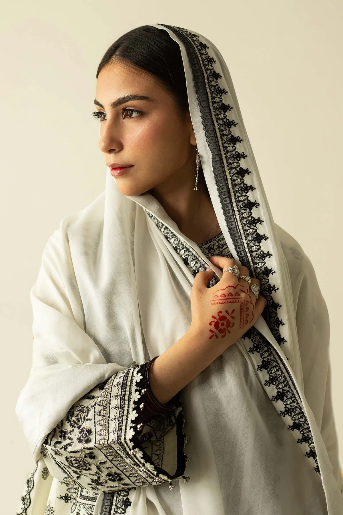 Zara Shahjahan Lawn II - '23 | ZEL23-D5