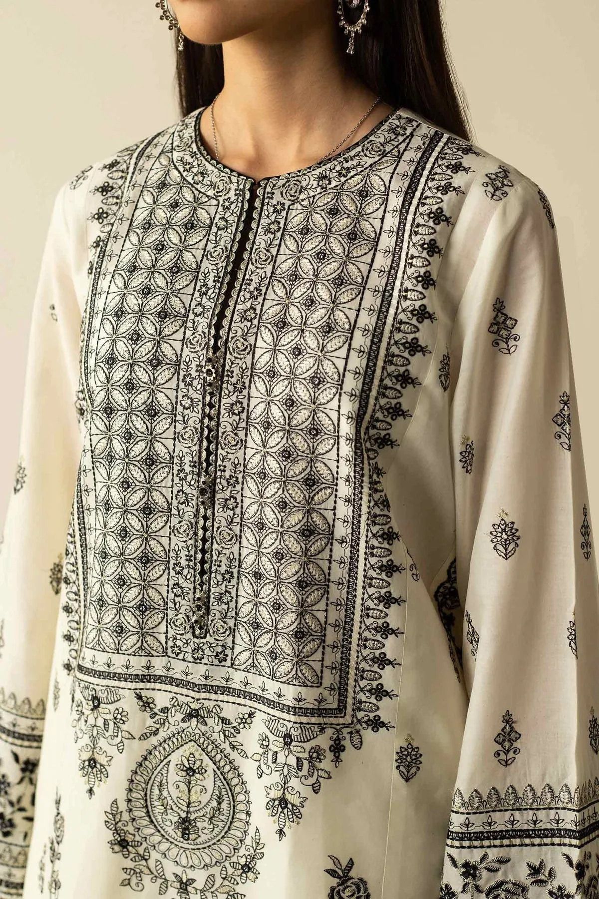 Zara Shahjahan Lawn II - '23 | ZEL23-D5