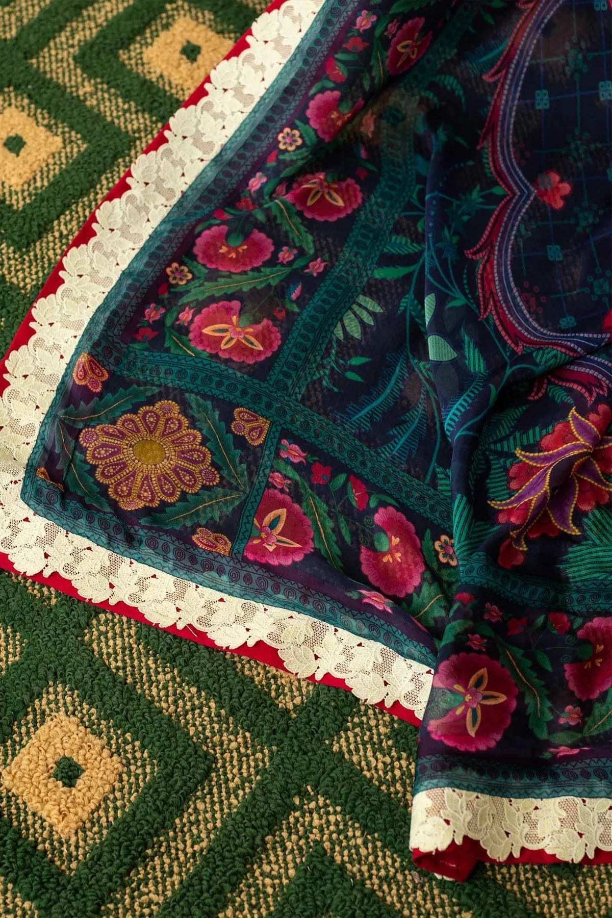 Zara Shahjahan Lawn II - '23 | ZEL23-D8
