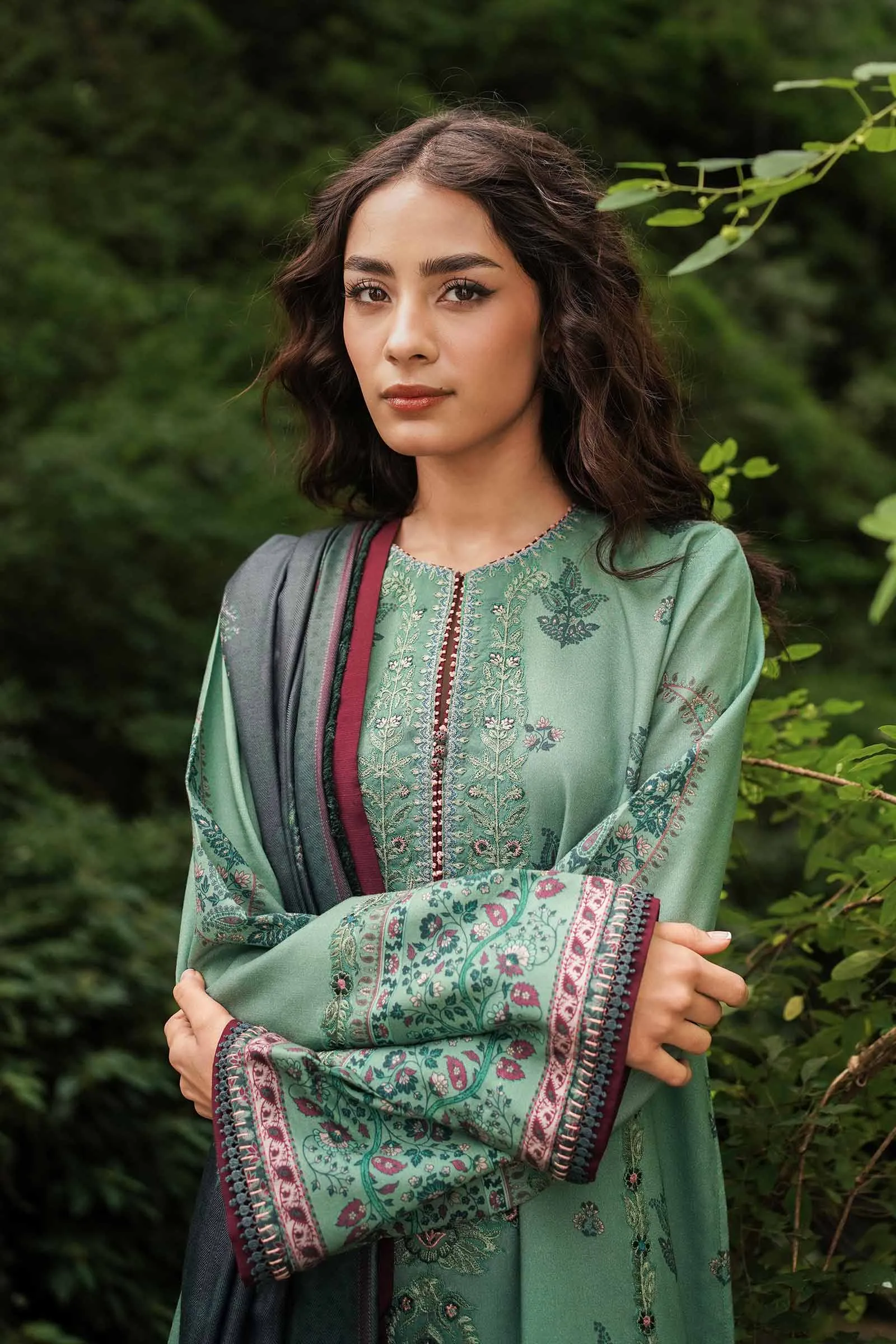 ZW22-4A | Zara Shahjahan Coco Winter Collection 2022 | Unstitched Embroidered Khaddar Linen  Suits