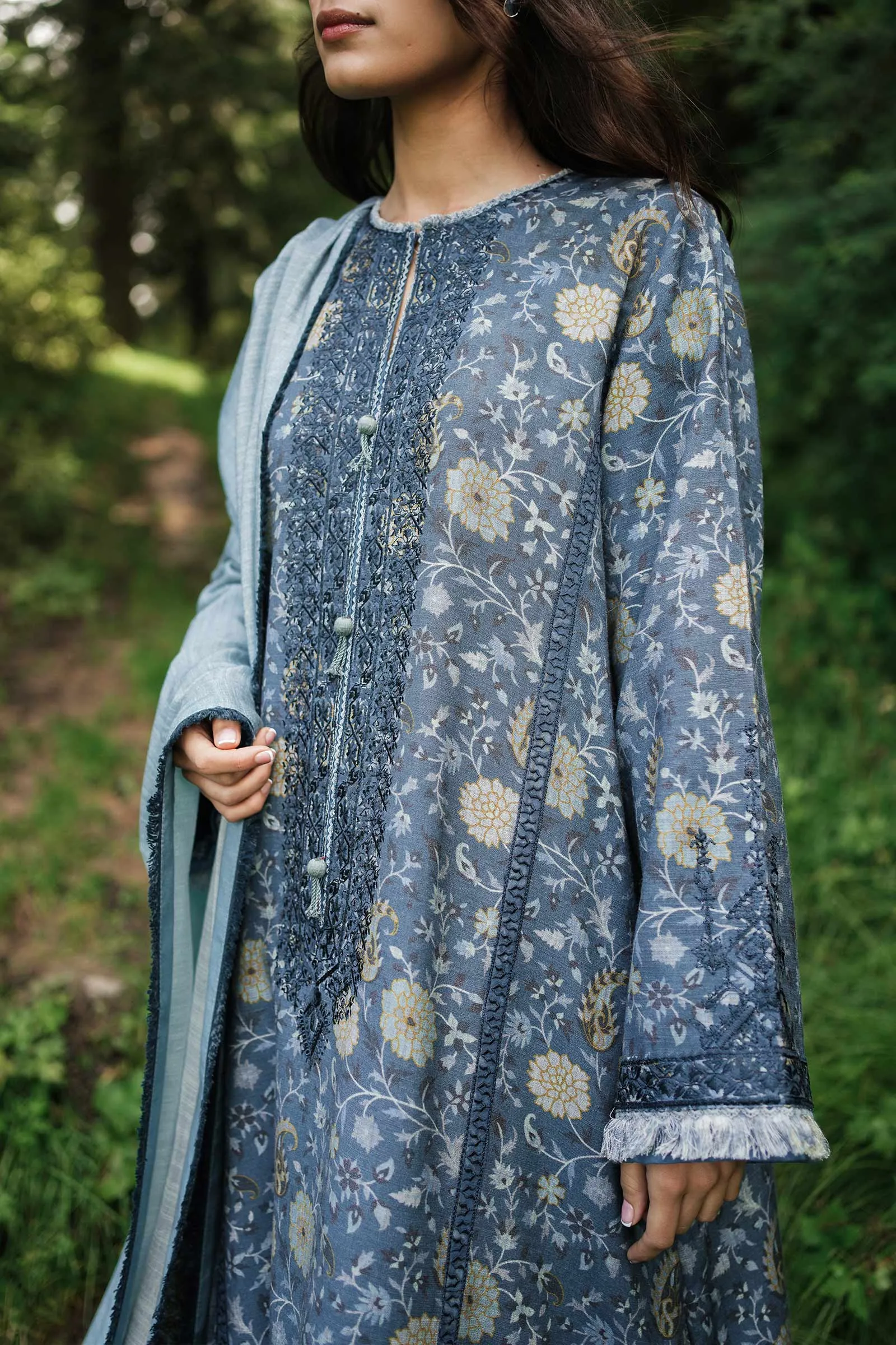 ZW22-8A | Zara Shahjahan Coco Winter Collection 2022 | Unstitched Embroidered Khaddar Linen  Suits